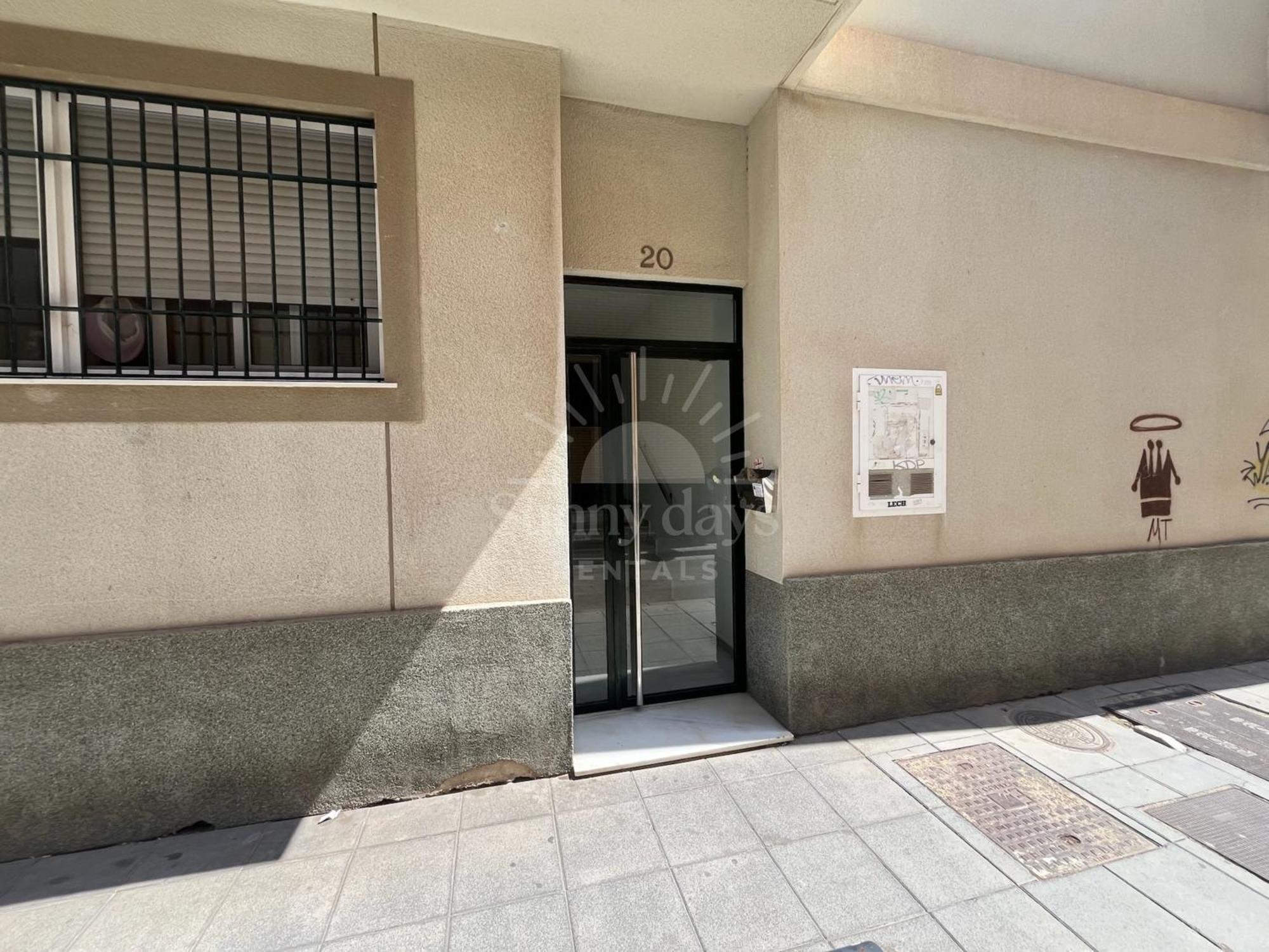 Acogedor Apartamento A 30 Metros De La Playa - Wifi - Smarttv Almería Eksteriør bilde